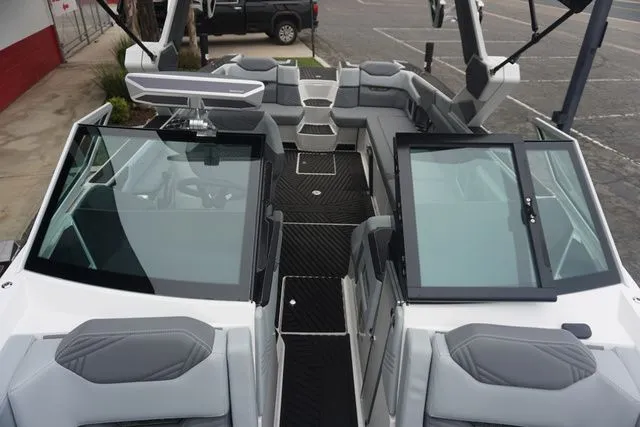 Slide: The Image of MasterCraft XStar 25 - Factory Demo 2026 - 17