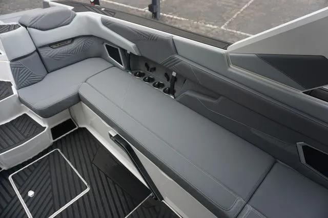 Slide: The Image of MasterCraft XStar 25 - Factory Demo 2026 - 23