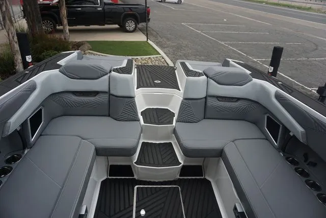 Slide: The Image of MasterCraft XStar 25 - Factory Demo 2026 - 24