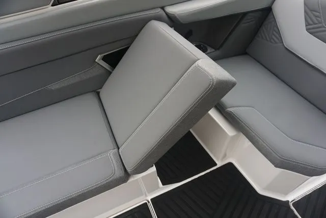 Slide: The Image of MasterCraft XStar 25 - Factory Demo 2026 - 31