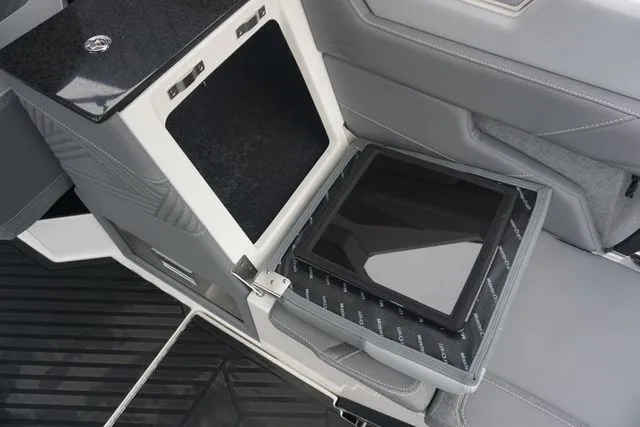 Slide: The Image of MasterCraft XStar 25 - Factory Demo 2026 - 32