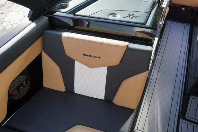 Slide: The Image of MasterCraft XT23 - 6K Rebate Eligible 2025 - 19