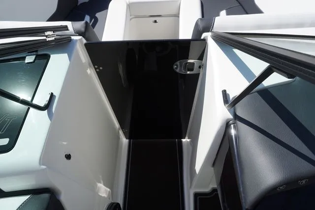 Slide: The Image of MasterCraft NXT22 - ICON PACKAGE - 3K Rebate Eligible 2025 - 16