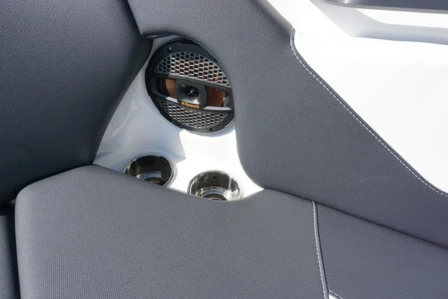 Slide: The Image of MasterCraft NXT22 - ICON PACKAGE - 3K Rebate Eligible 2025 - 19