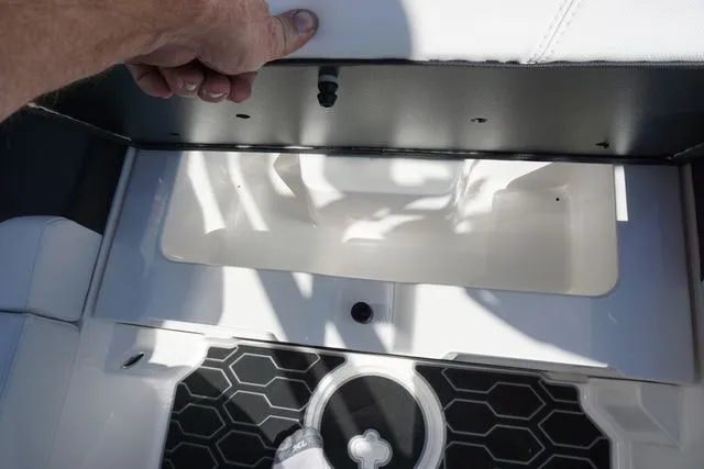 Slide: The Image of MasterCraft NXT22 - ICON PACKAGE - 3K Rebate Eligible 2025 - 31