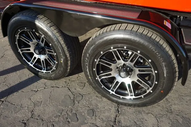 Slide: The Image of MasterCraft NXT23 - ICON PACKAGE - 3K Rebate Eligible 2025 - 11