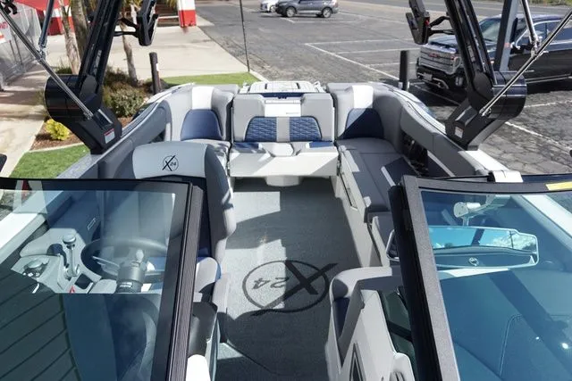 Slide: The Image of MasterCraft X24 Supercharged 6.2L - 9K Rebate Eligible 2025 - 21