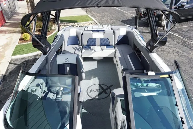 Slide: The Image of MasterCraft X24 Supercharged 6.2L - 9K Rebate Eligible 2025 - 22