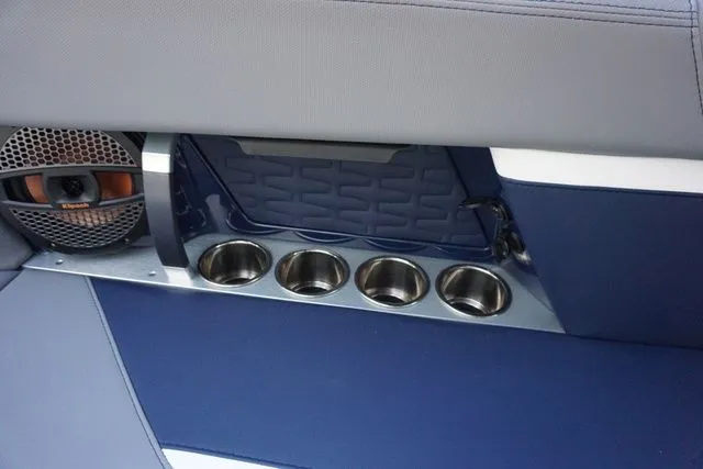 Slide: The Image of MasterCraft X24 Supercharged 6.2L - 9K Rebate Eligible 2025 - 41