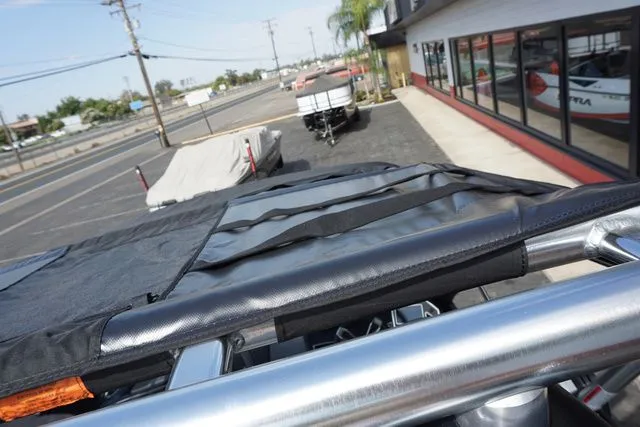 Slide: The Image of MasterCraft XT24 - Closeout 2024 - 29