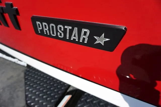 Slide: The Image of MasterCraft ProStar 2023 - 23