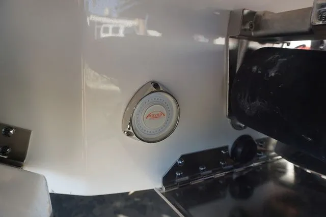 Slide: The Image of MasterCraft X24 2022 - 13