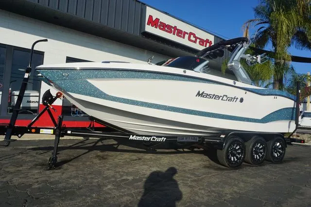 Slide: The Image of MasterCraft X24 2022 - 5