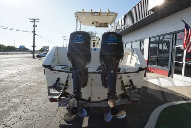 Slide: The Image of Boston Whaler 23 Conquest 2000 - 5