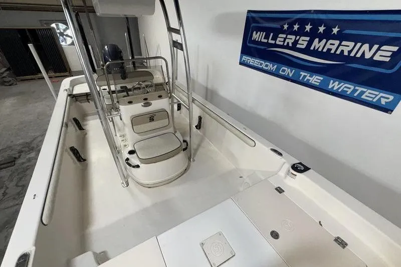 Slide: The Image of 2020 Carolina Skiff 21 LS boat interior at Miller's Marine showroom. - 16