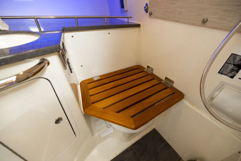 Slide: The Image of Boston Whaler 350 Realm 2023 - 15