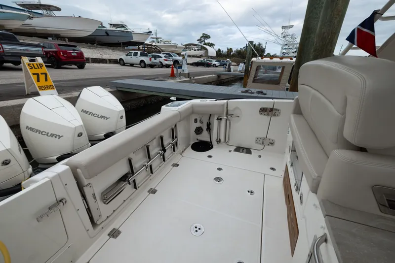Slide: The Image of Boston Whaler 350 Realm 2023 - 24