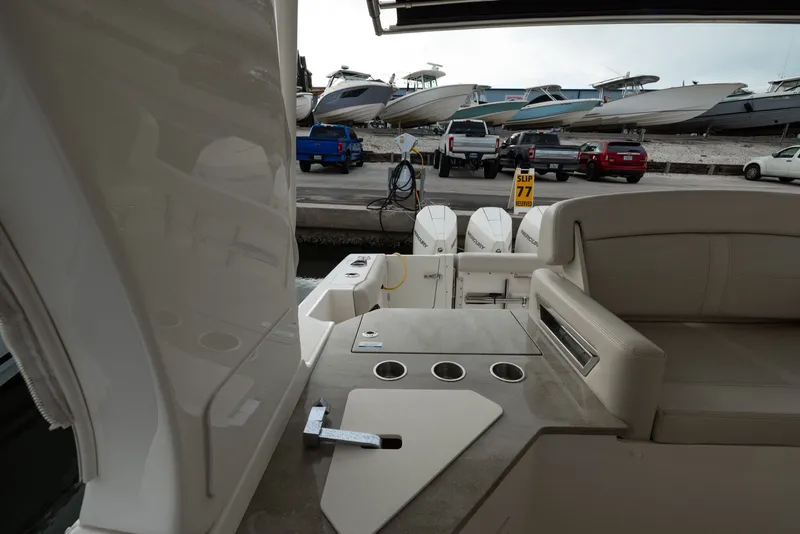 Slide: The Image of Boston Whaler 350 Realm 2023 - 38