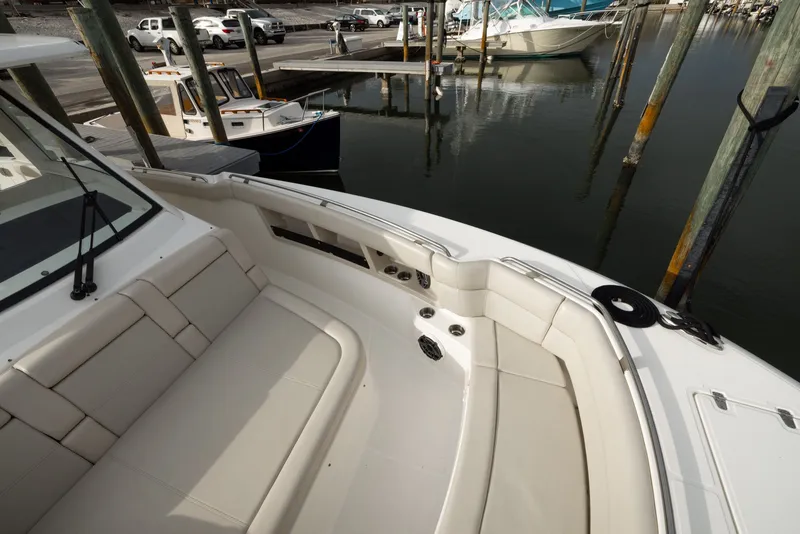 Slide: The Image of Boston Whaler 350 Realm 2023 - 56