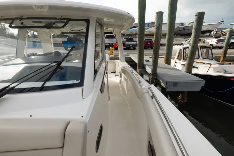 Slide: The Image of Boston Whaler 350 Realm 2023 - 58