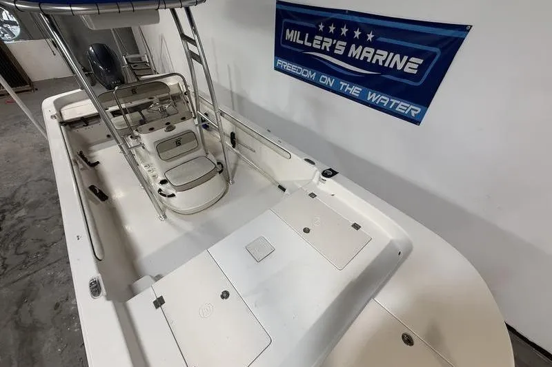 Slide: The Image of 2020 Carolina Skiff 21 LS boat interior at Miller's Marine showroom. - 3