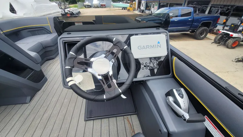 Slide: The Image of Manitou EXPLORE 22 MAX SWITCHBACK 2025 - 14