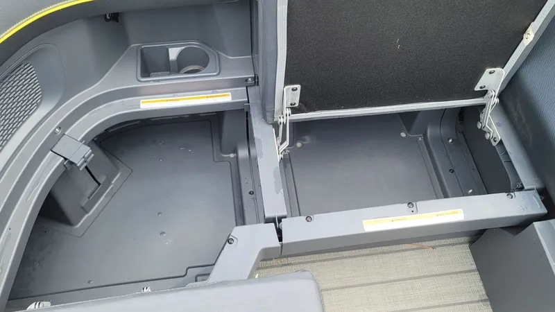 Slide: The Image of Manitou EXPLORE 22 MAX SWITCHBACK 2025 - 18