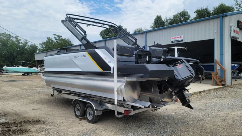 Slide: The Image of Manitou EXPLORE 22 MAX SWITCHBACK 2025 - 3