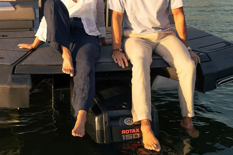 Slide: The Image of Manitou EXPLORE 22 MAX SWITCHBACK 2025 - 31