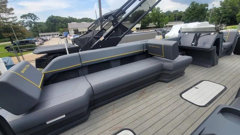 Slide: The Image of Manitou EXPLORE 22 MAX SWITCHBACK 2025 - 9