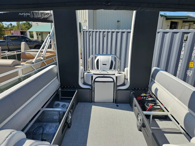 Slide: The Image of Interior of Avalon Catalina 2585 Quad Lounger pontoon, model year 2026. - 23