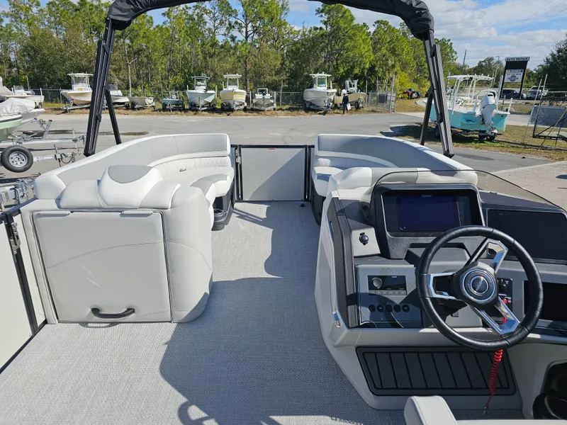 Slide: The Image of Interior of Avalon Catalina 2585 Quad Lounger pontoon, model year 2026. - 28