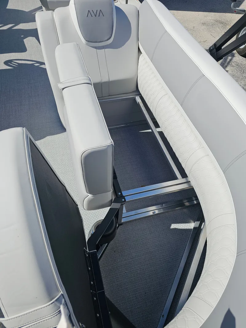 Slide: The Image of Interior of Avalon Catalina 2585 Quad Lounger 2026 with luxurious seating. - 38