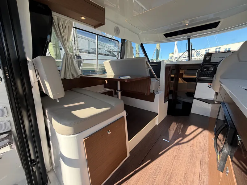 Slide: The Image of Jeanneau NC 1095 Fly 2023 - 6