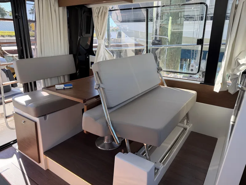 Slide: The Image of Jeanneau NC 1095 Fly 2023 - 8