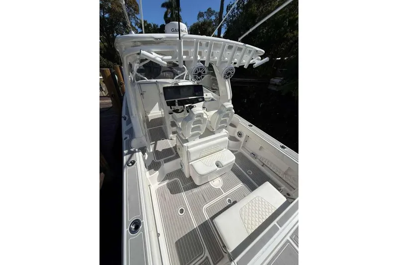 Slide: The Image of 2008 Hydra-Sports Vector 3500 VX boat interior with seating and navigation equipment. - 50