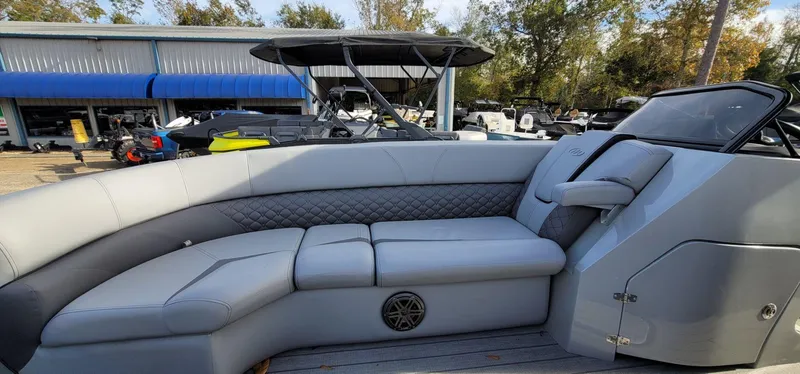 Slide: The Image of Manitou LX 27 SRW 2023 - 10