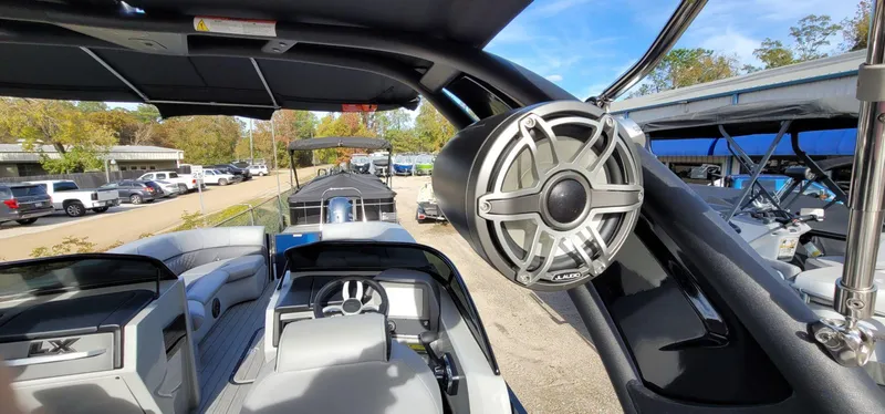 Slide: The Image of Manitou LX 27 SRW 2023 - 17