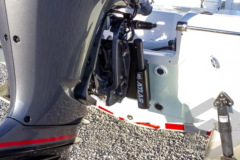 Slide: The Image of 2026 Tidewater 2110 Bay Max boat with Atlas hydraulic jack plate detail. - 34