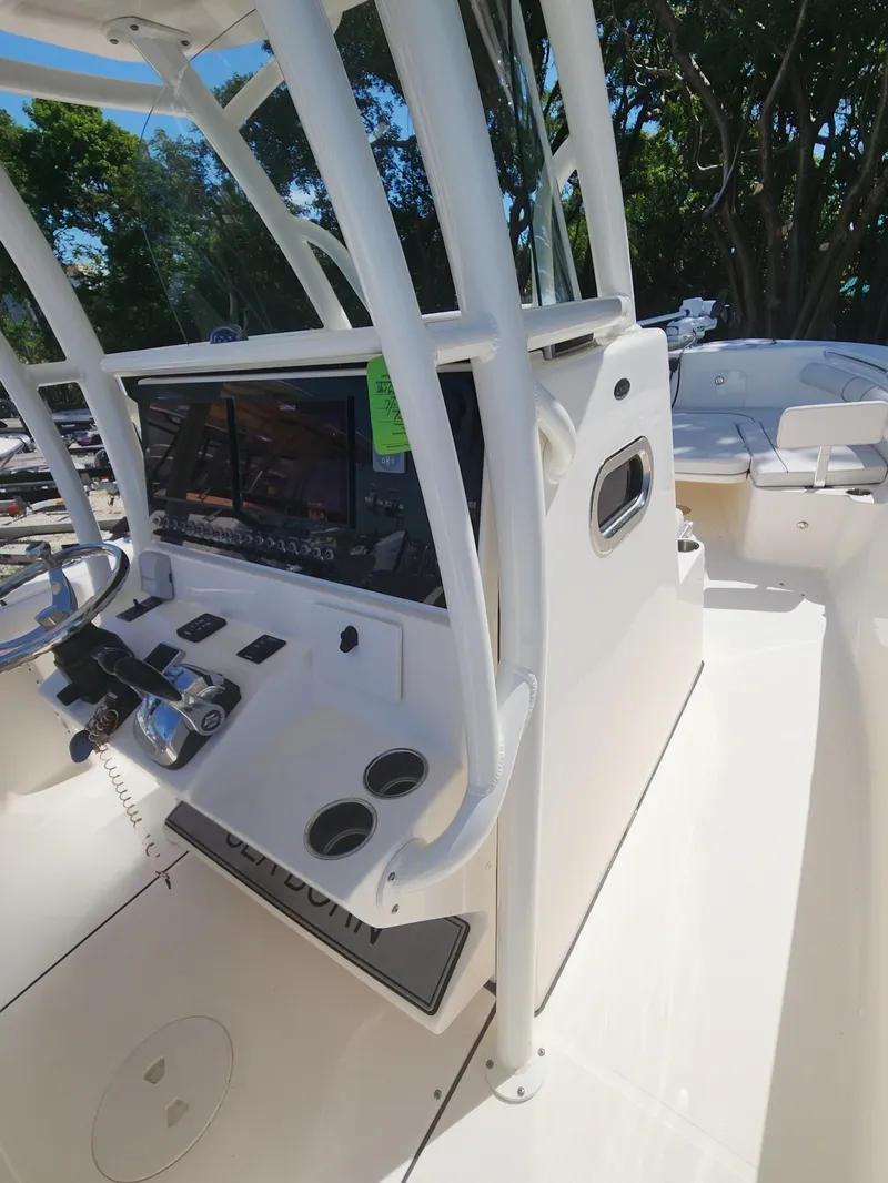 Slide: The Image of 2022 SEA BORN 26 LX - Image 23 - 23