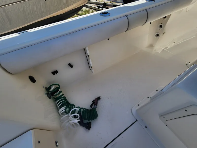 Slide: The Image of 2022 SEA BORN 26 LX - Image 30 - 30