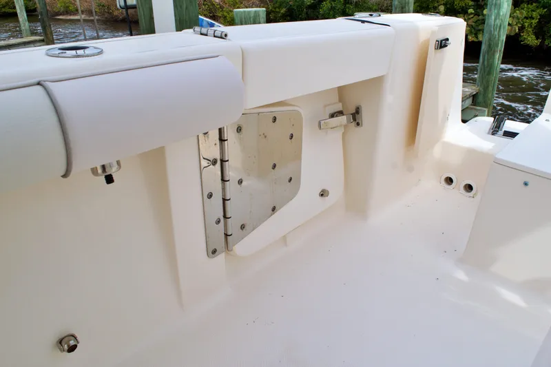 Slide: The Image of 2022 SEA BORN 26 LX - Image 32 - 32