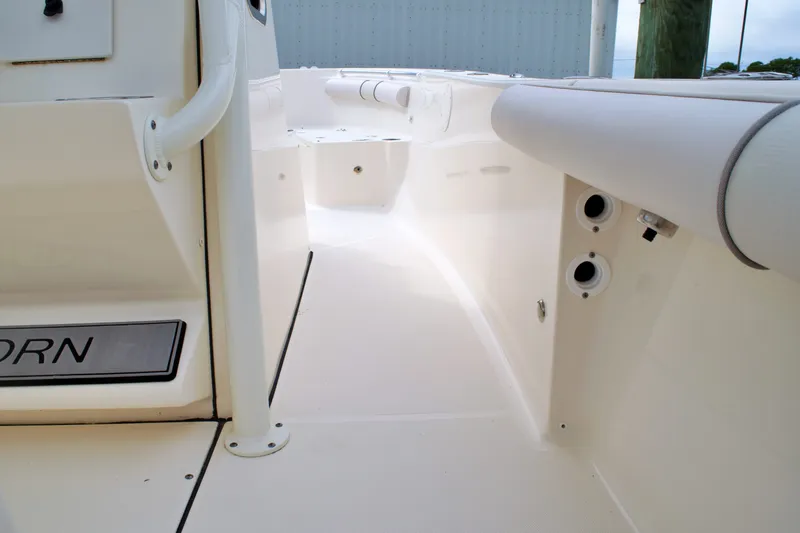 Slide: The Image of 2022 SEA BORN 26 LX - Image 33 - 33