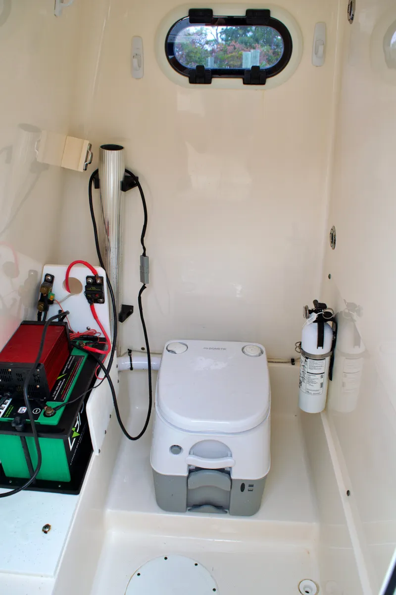 Slide: The Image of 2022 SEA BORN 26 LX - Image 48 - 48