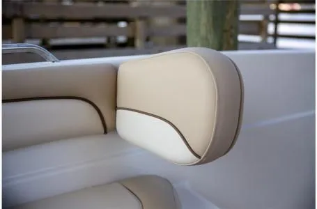 Slide: The Image of NauticStar 231 Hybrid 2021 - 11