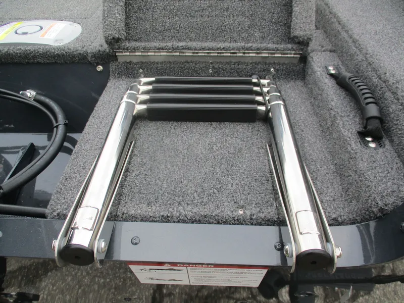 Slide: The Image of Lund ADVENTURE 1675 SS 2026 - 7