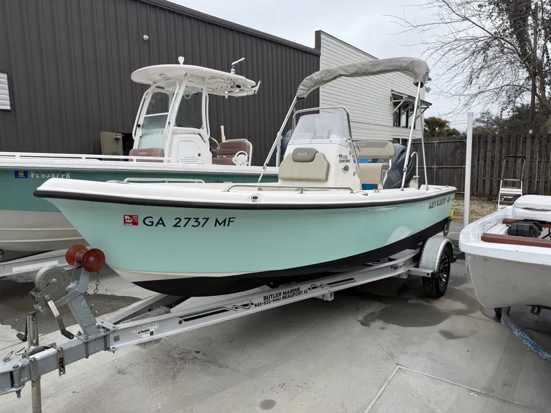 Slide: The Image of Key West 1720 Center Console 2022 - 2