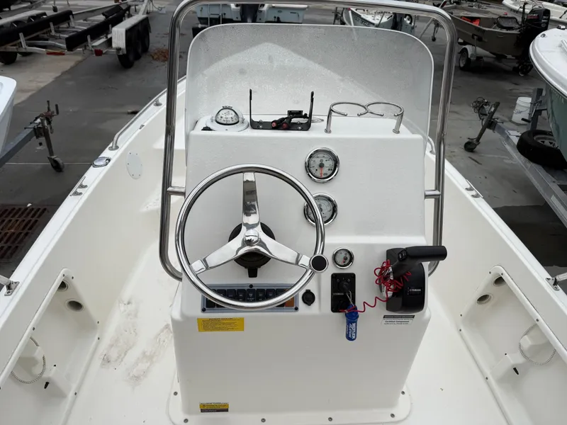 Slide: The Image of Key West 1720 Center Console 2022 - 9