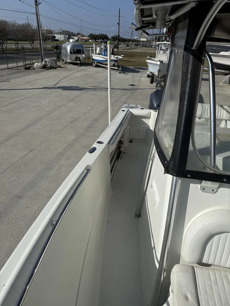 Slide: The Image of Sailfish 2660 CC 2007 - 15