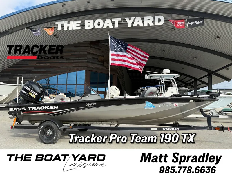 The Image of Tracker Pro Team 190 TX 2011 - 1